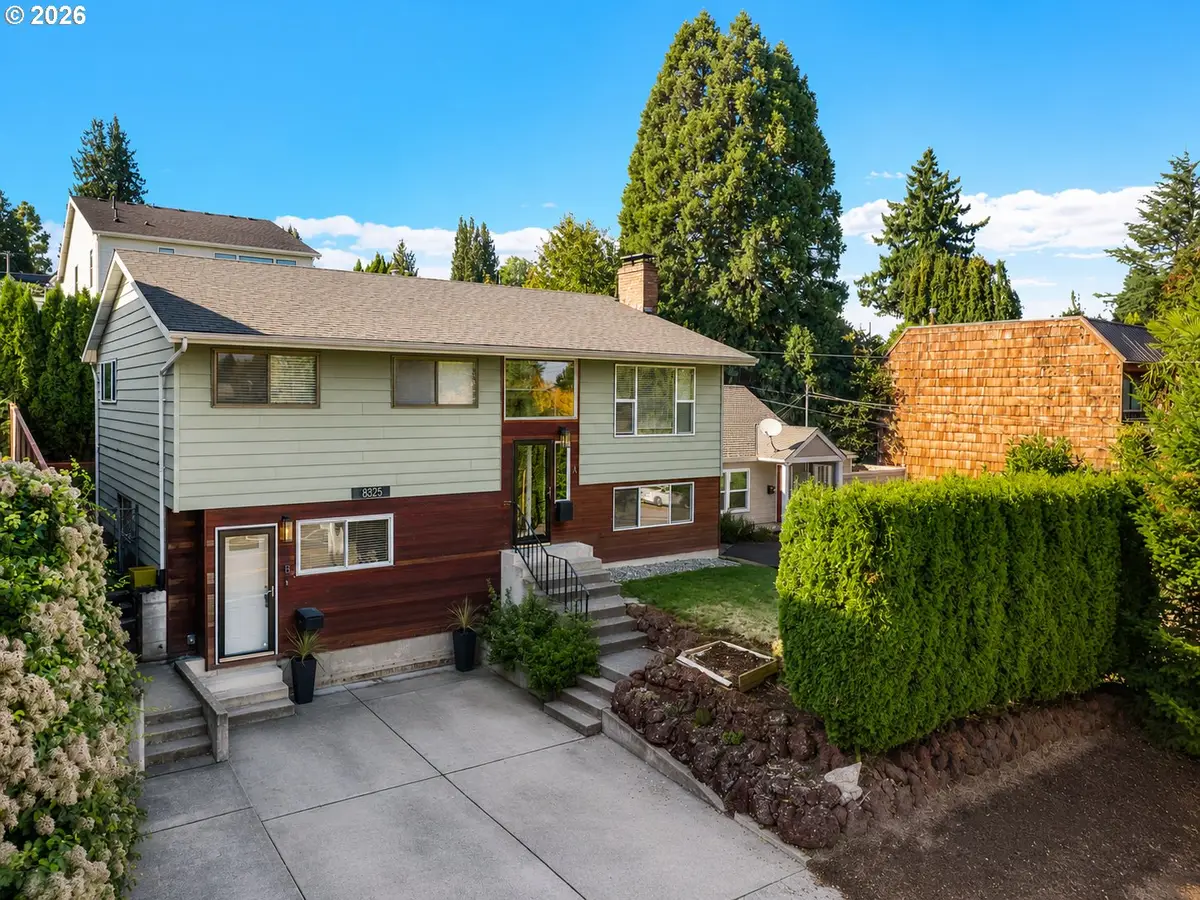 8325 SW Terwilliger Blvd, Portland, OR 97219 - #1