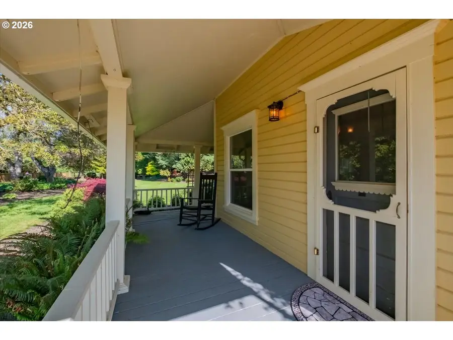 27536 Pearl St, Brownsville, OR 97327 - #3