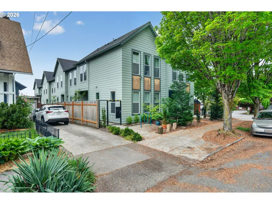 5322 SE Milwaukie Ave, Portland, OR 97202 - #3