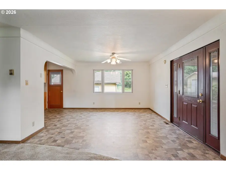 134 Buland Dr, Castle Rock, WA 98611 - #2