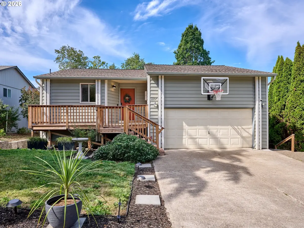 2257 Hemlock Ct Nw, Salem, OR 97304 - #1