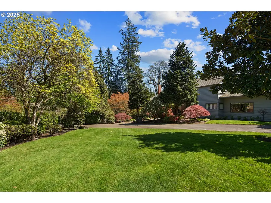 1890 S Greenwood Rd, Portland, OR 97219 - Image #3