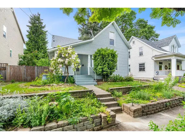 9039 N Richmond Ave, Portland, OR 97203