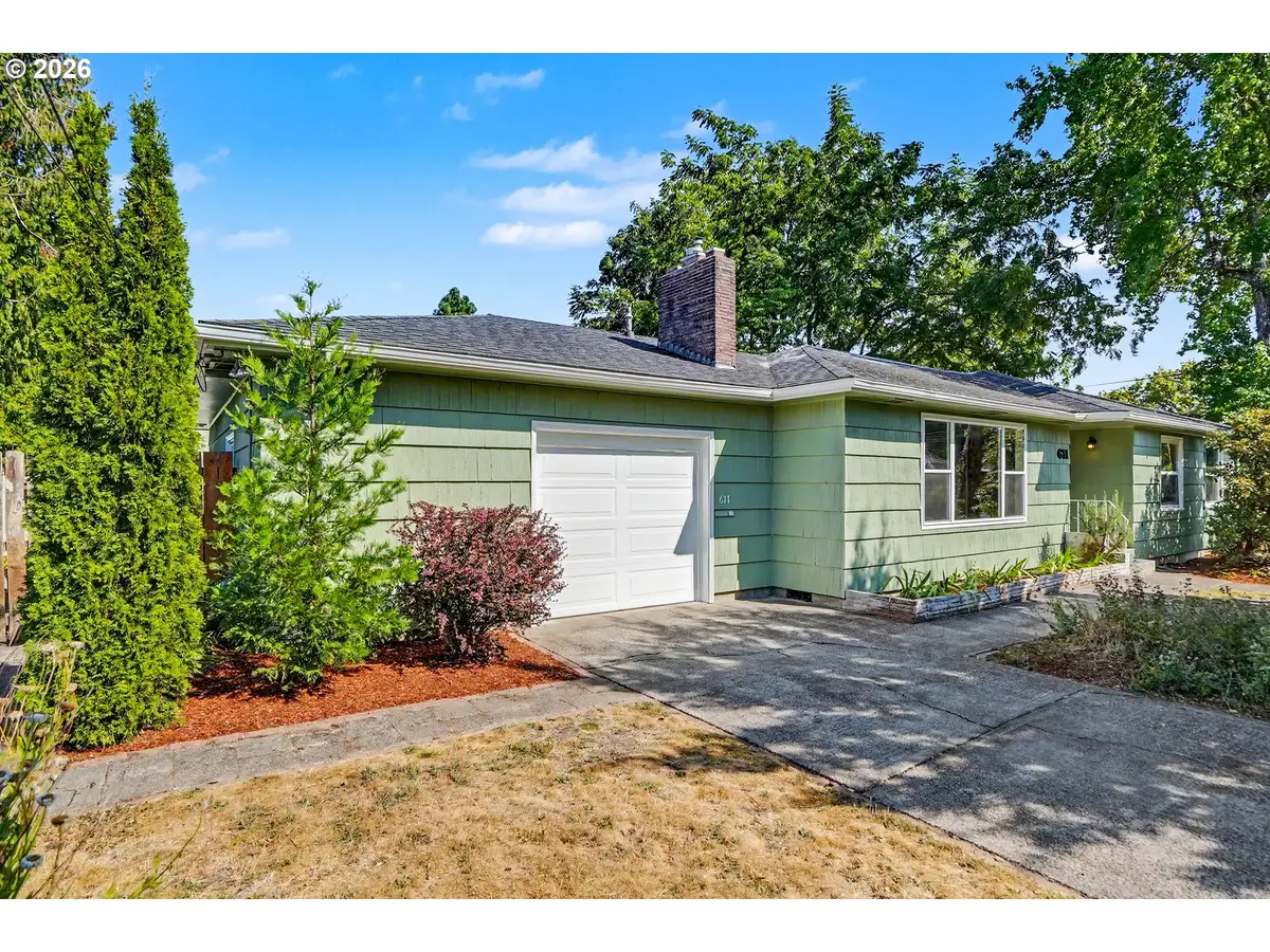 611 NW 30th St, Corvallis, OR 97330 - #1
