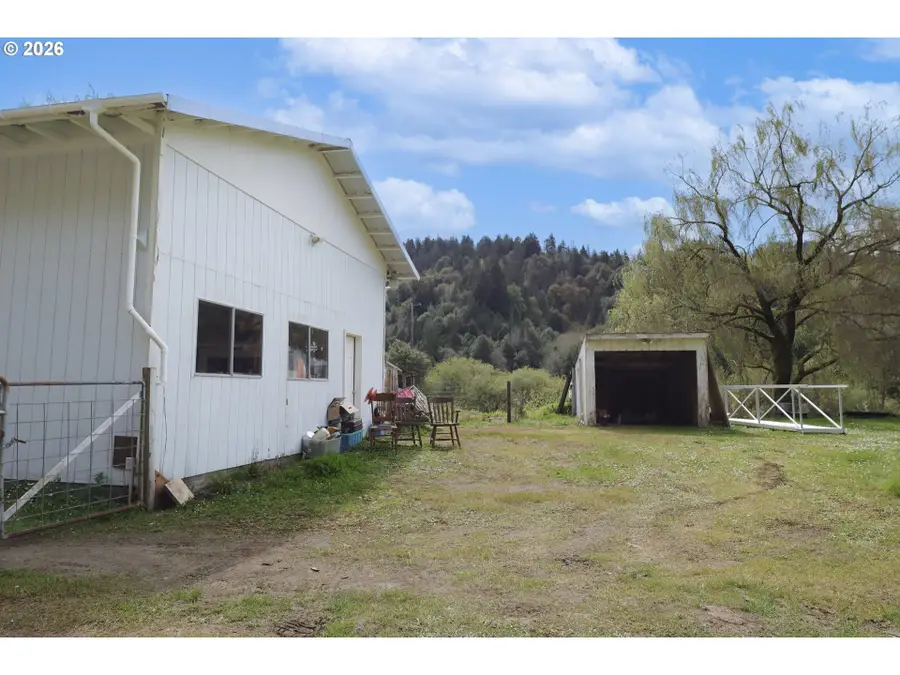 97832 S Coos River Ln, Eastside, OR 97420 - #3