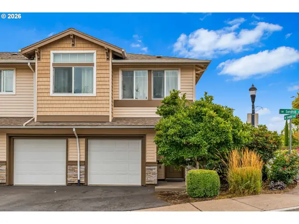 14720 SW Sandhill Loop #204, Beaverton, OR 97007