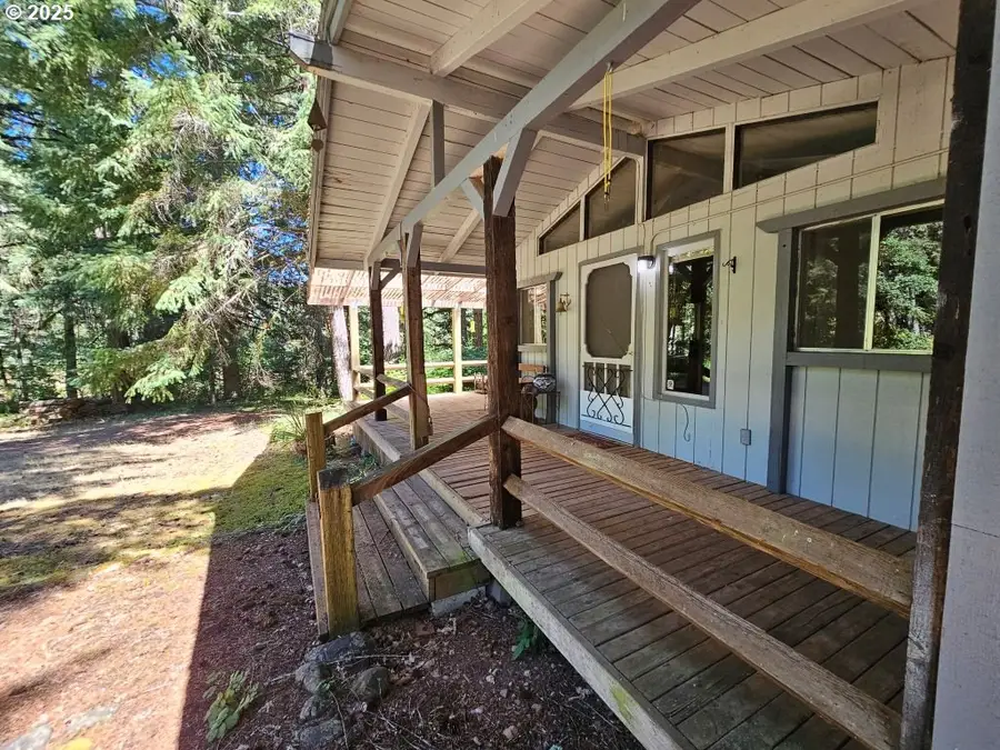 82168 Hanna Rd, Dexter, OR 97431 - Image #2