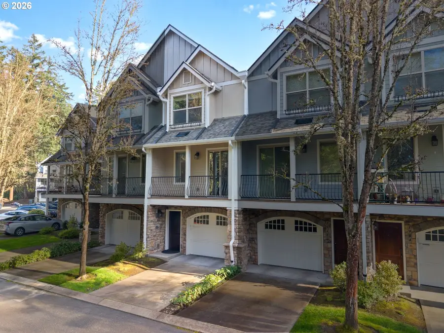 1952 NE 48th Way, Hillsboro, OR 97124 - Image #2