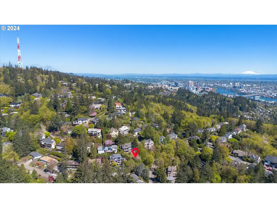 SW Westwood Ct, Portland, OR 97239 - Image #3