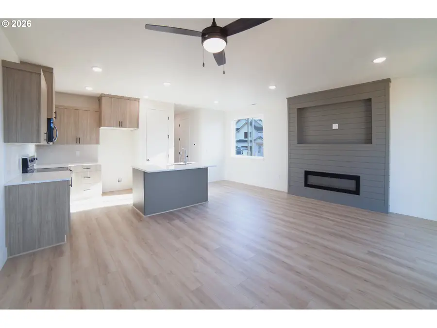 16159 Serres Farm Way, Oregon City, OR 97045 - #2