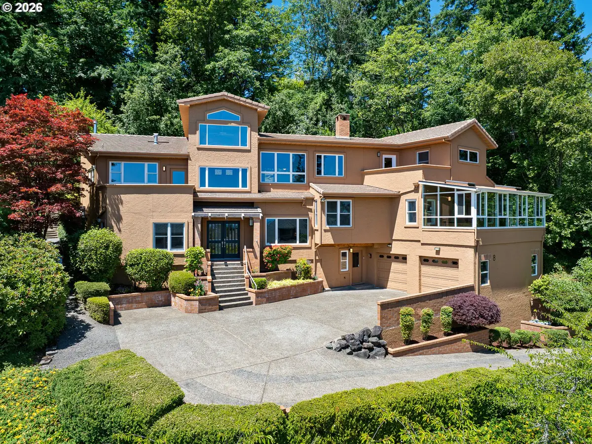 8 Garibaldi St, Lake Oswego, OR 97035 - #1