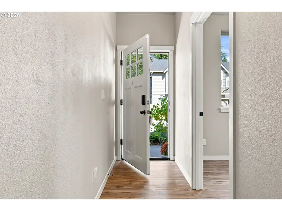 15121 SE Pine Ct, Portland, OR 97233 - #3