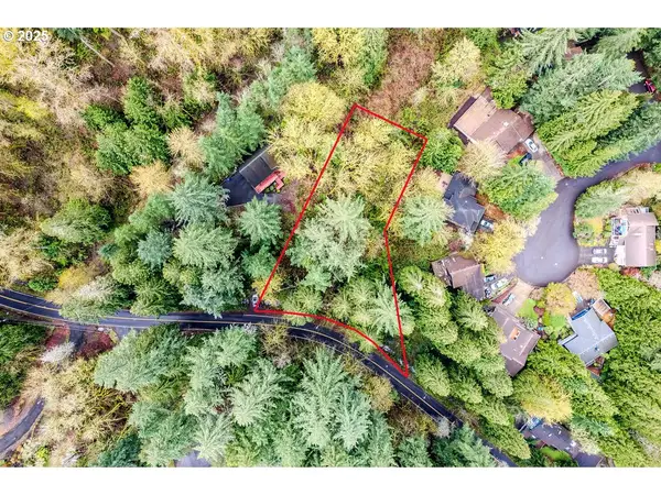 6933 SE Barbara Welch Rd N, Portland, OR 97236