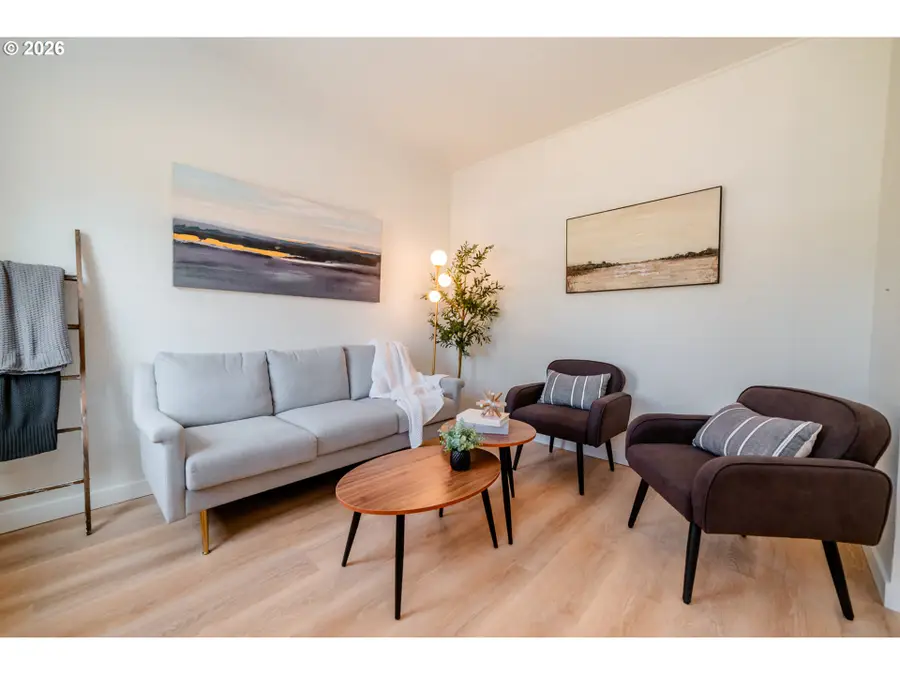 6800 SE Duke St, Portland, OR 97206 - #3