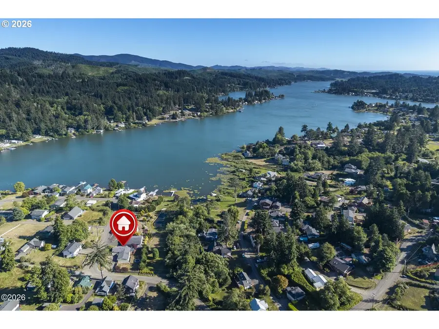 4788 NE Neotsu Dr, Neotsu, OR 97364 - #2