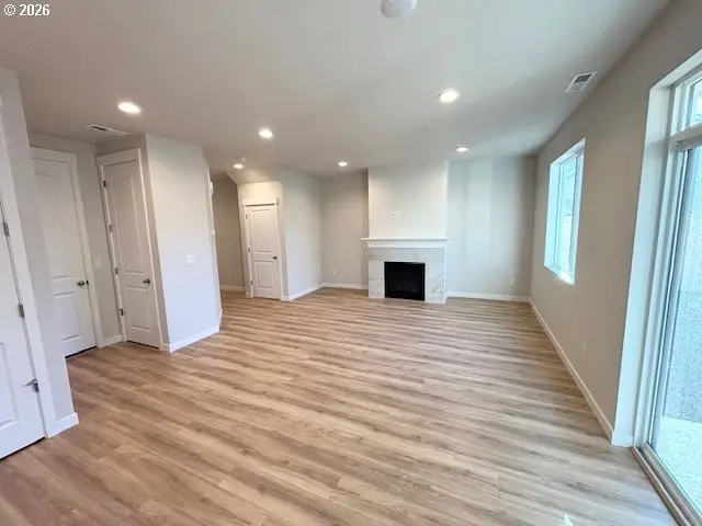 1545 N Young St, Lafayette, OR 97127 - #3