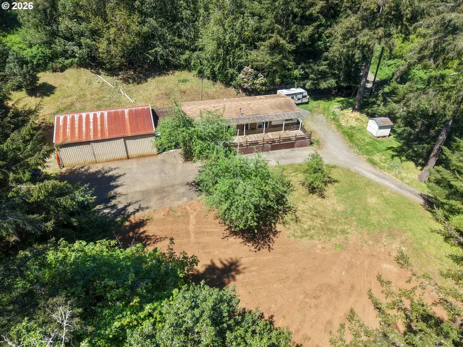 60272 Acme Rd, Coos Bay, OR 97420 - #2