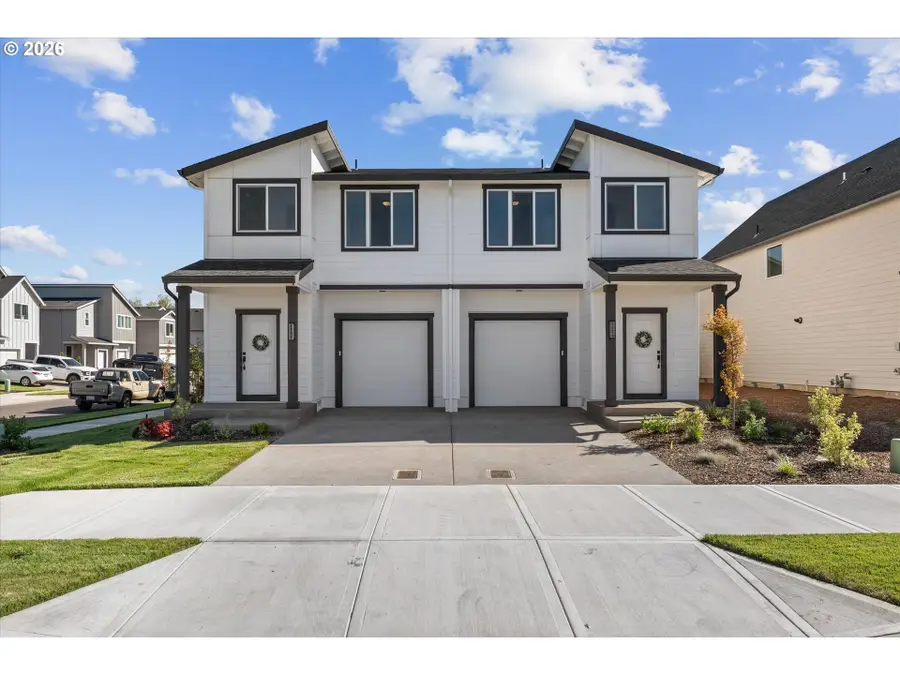 1504 Brown St, Woodburn, OR 97071 - #3