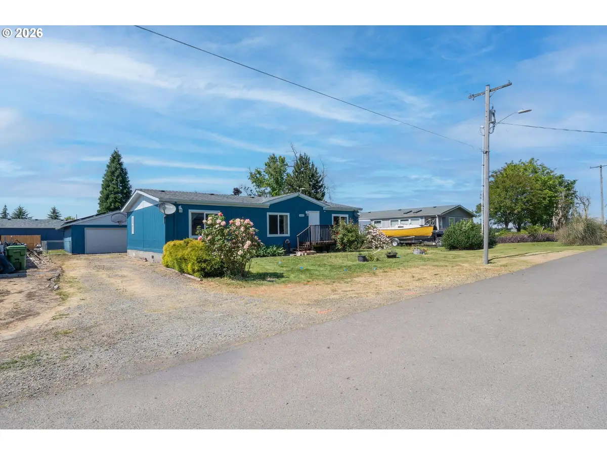 1065 6th St, Gervais, OR 97026 - #1