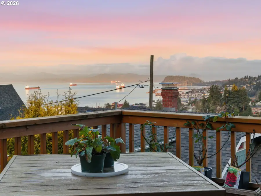 664 Kensington Ave, Astoria, OR 97103 - Image #3