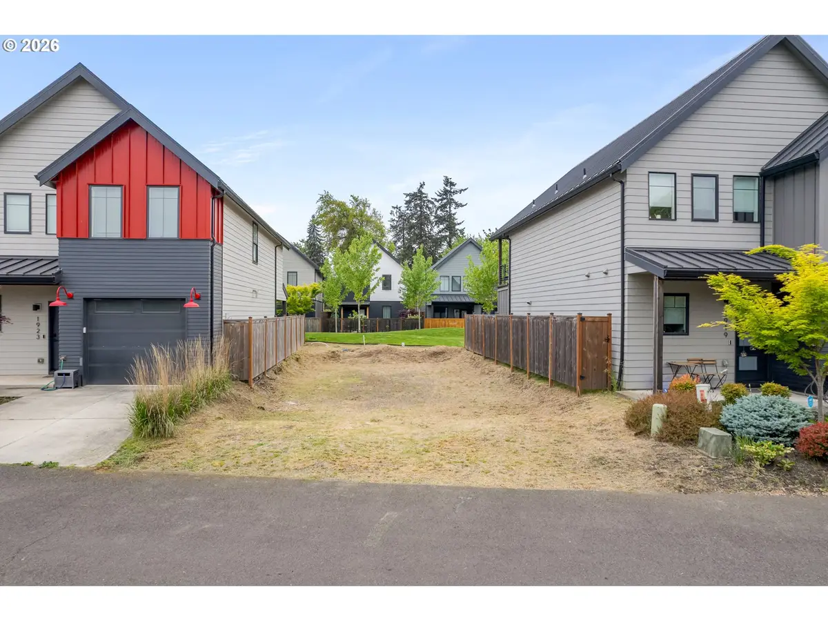 1921 Elkhorn Dr, Eugene, OR 97408 - #1