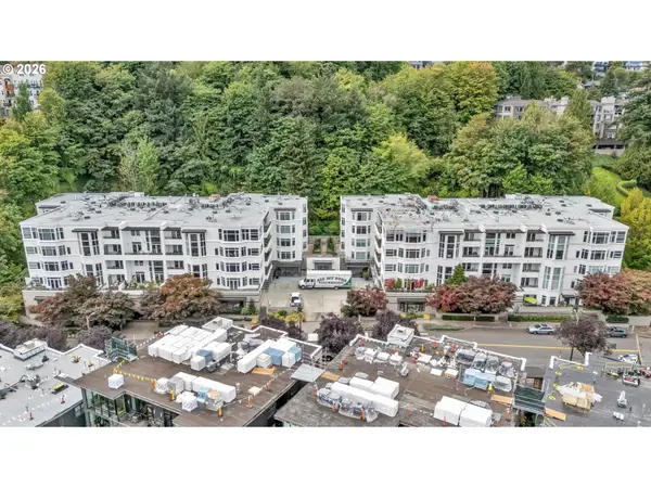 2445 NW Westover Rd #209, Portland, OR 97210