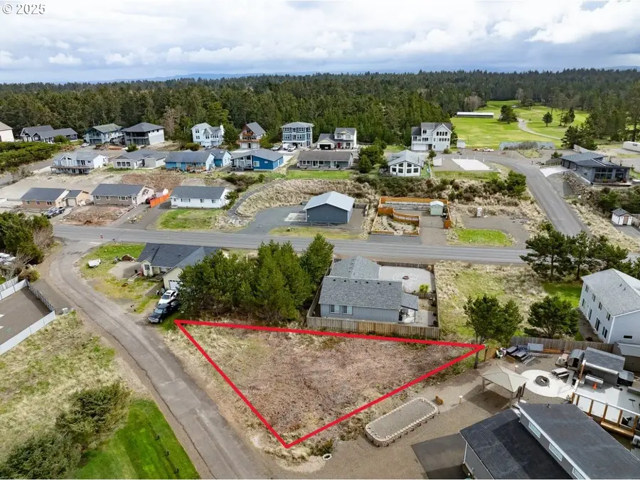 31802 H Pl, Long Beach North Beach Peninsula, WA 98640 - Image #2