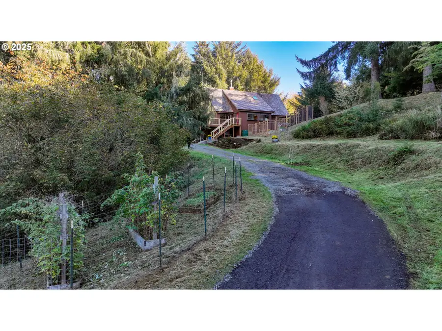 36494 Battle Creek Ln, Astoria, OR 97103 - Image #3