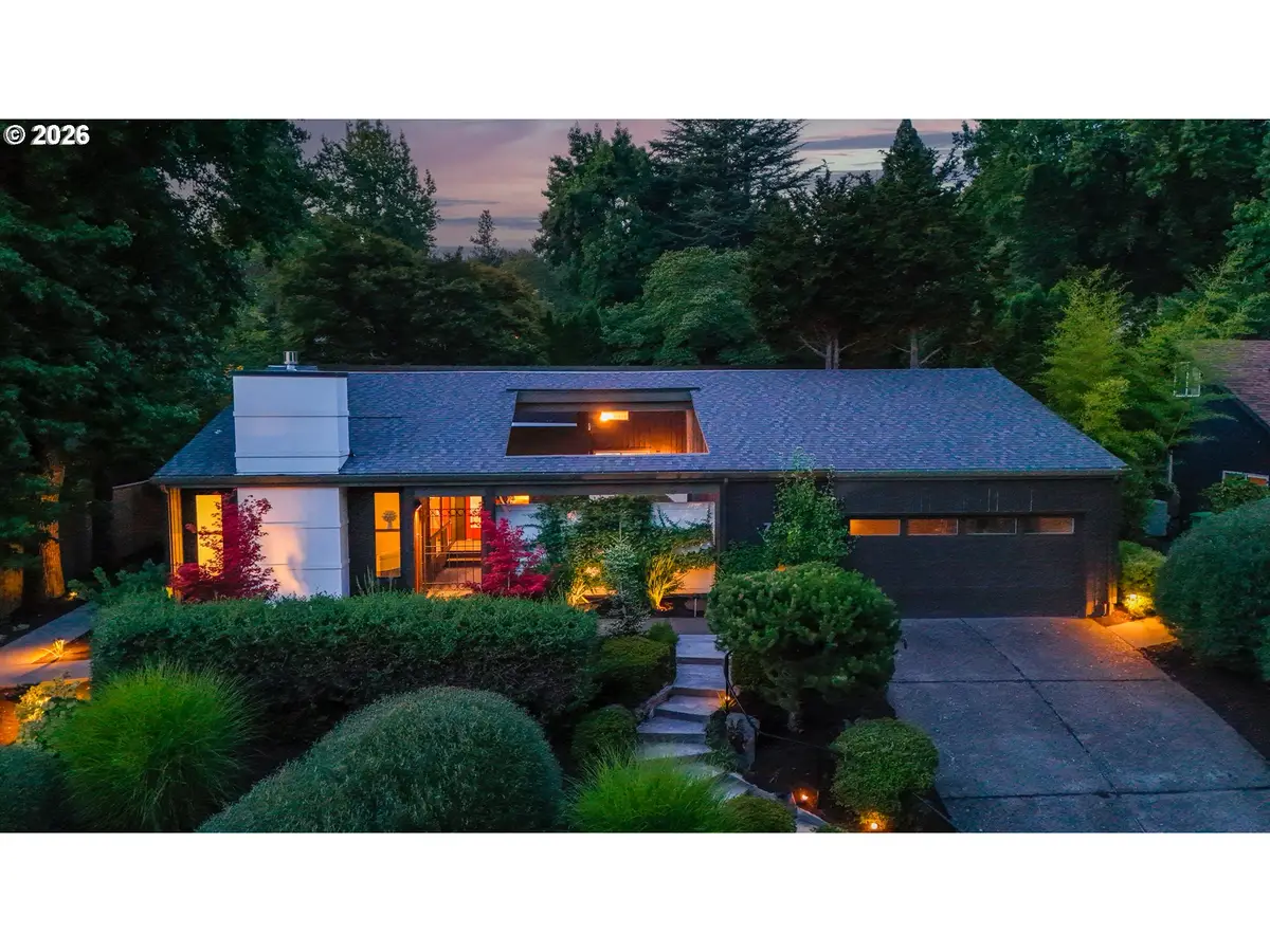 3753 SW Lyle Ct, Portland, OR 97221 - #1