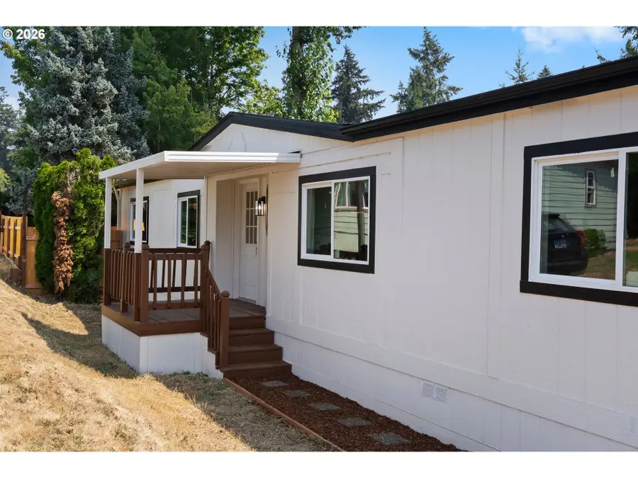15192 SE Michelle Dr, Clackamas, OR 97015 - #3