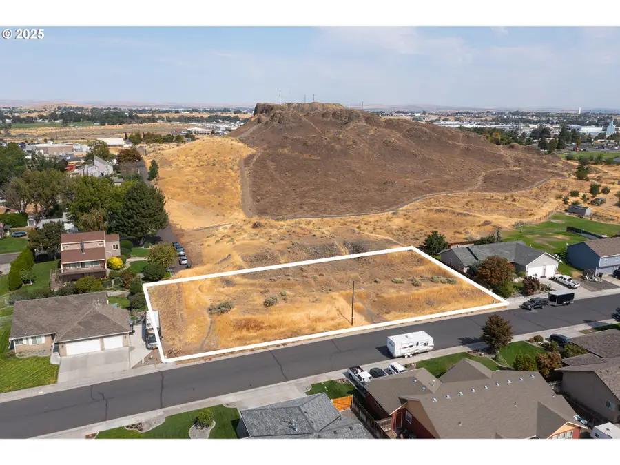 854 W Hartley Ave, Hermiston, OR 97838 - Image #3