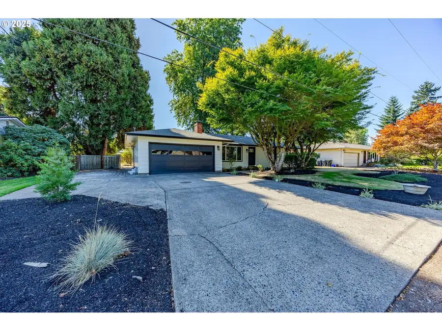 2795 Kalmia St, Eugene, OR 97404 - Image #3