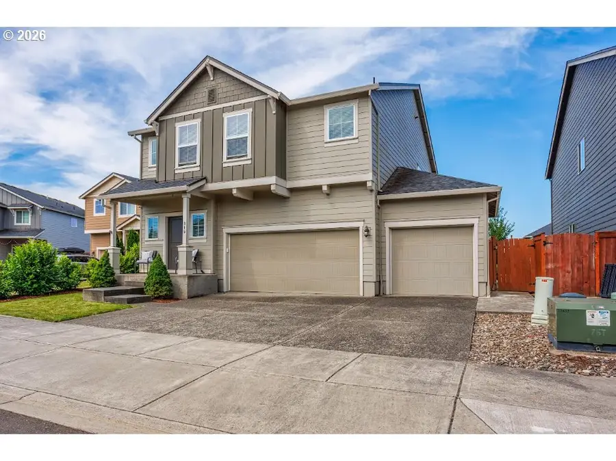 915 N Gibert Ct, Ridgefield, WA 98642 - #2