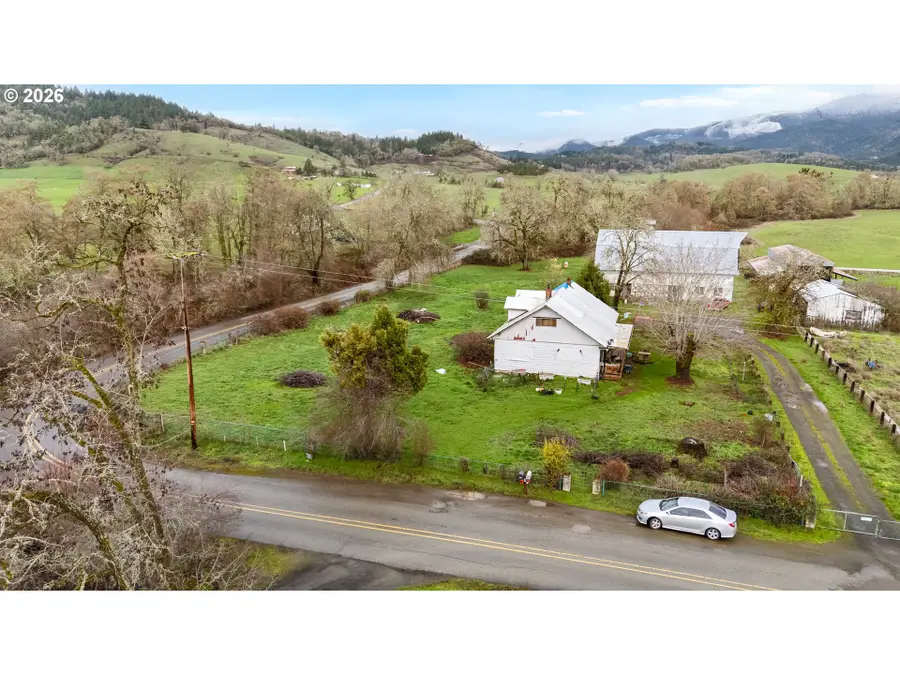 383 Brumbach Rd, Roseburg, OR 97470 - Image #3