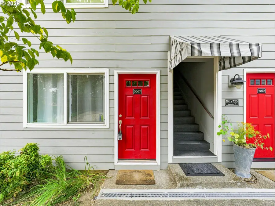 7007 N Burlington Ave, Portland, OR 97203 - #3