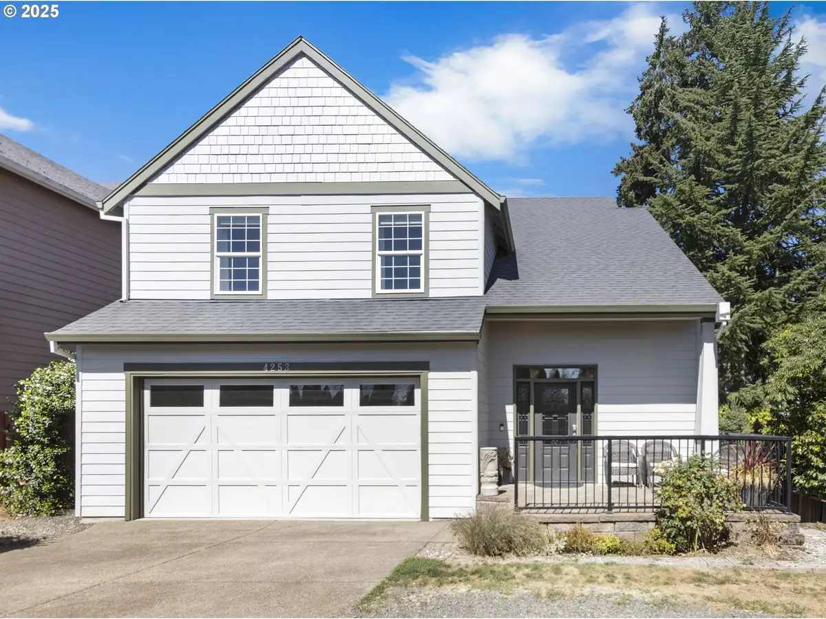 4253 Sussex St, West Linn, OR 97068 - Image #1