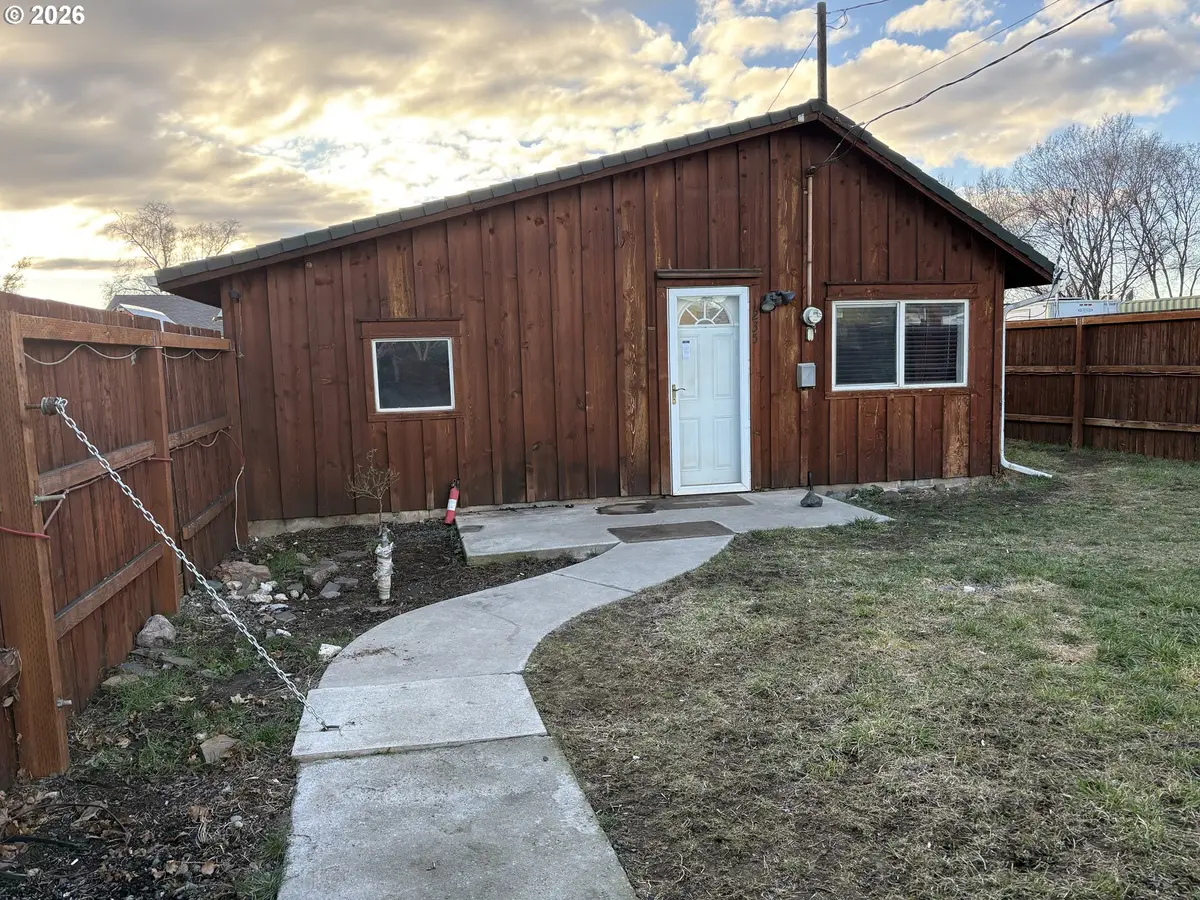 1235 NW Harwood St, Prineville, OR 97754 - #1