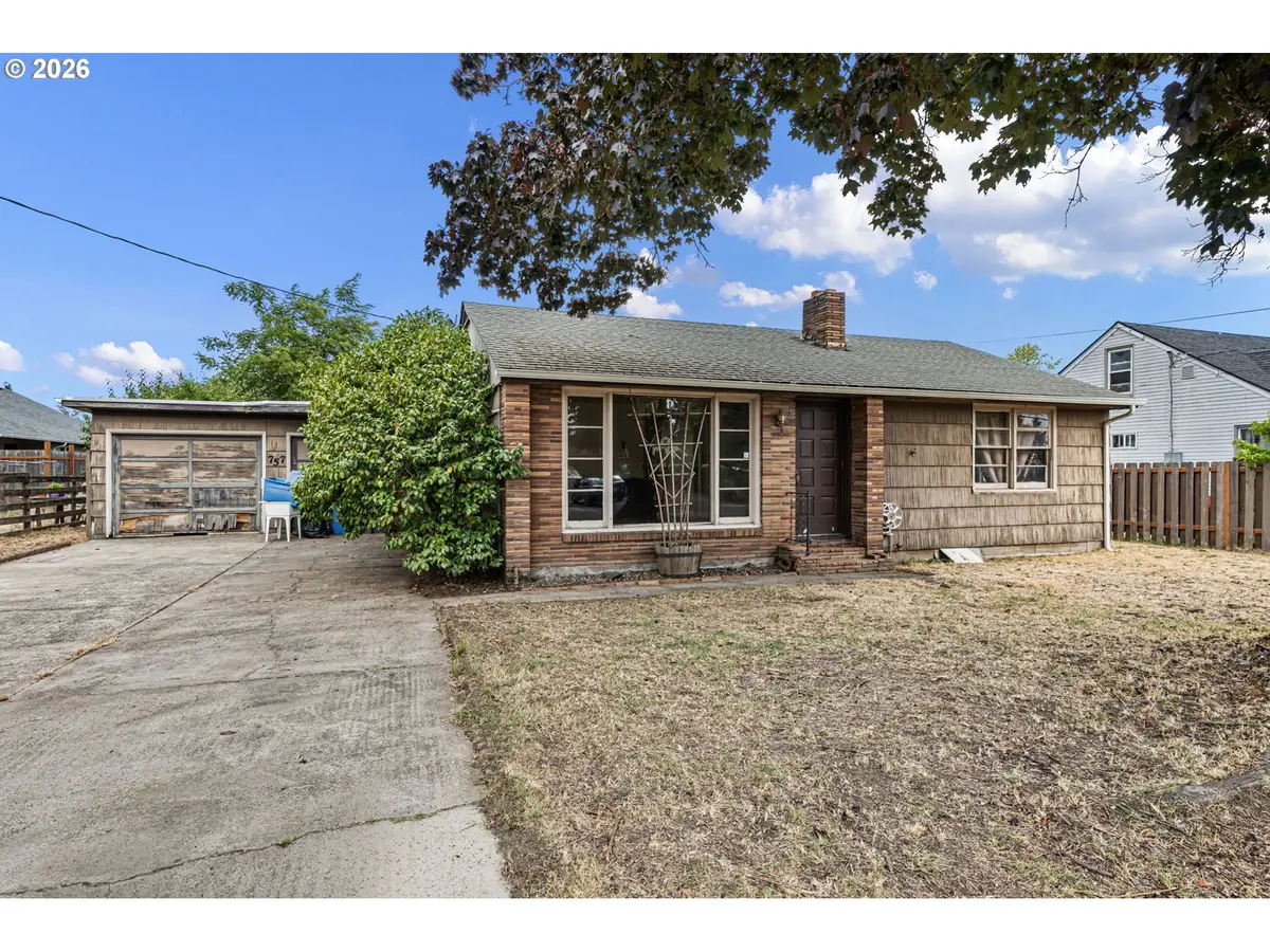 757 Berntzen Rd, Eugene, OR 97402 - #1