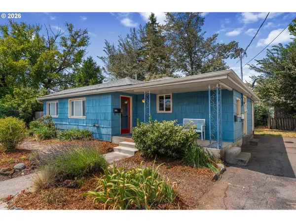 1108 13th St, HoodRiver, OR 97031