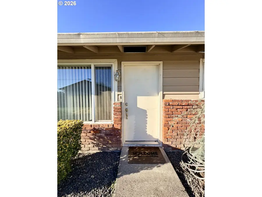 16656 SE Moon Ave, Milwaukie, OR 97267 - #2