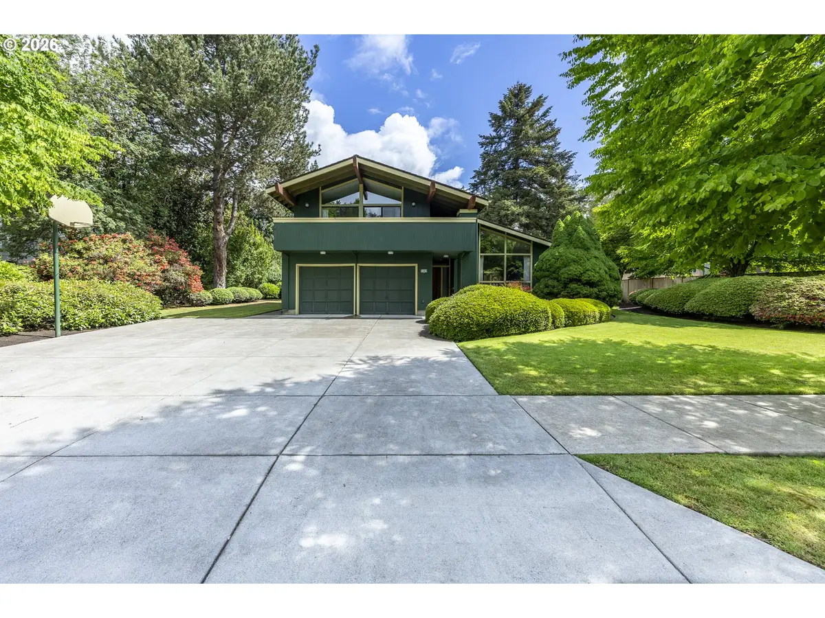 3365 Buckingham Ave, Eugene, OR 97401 - #1