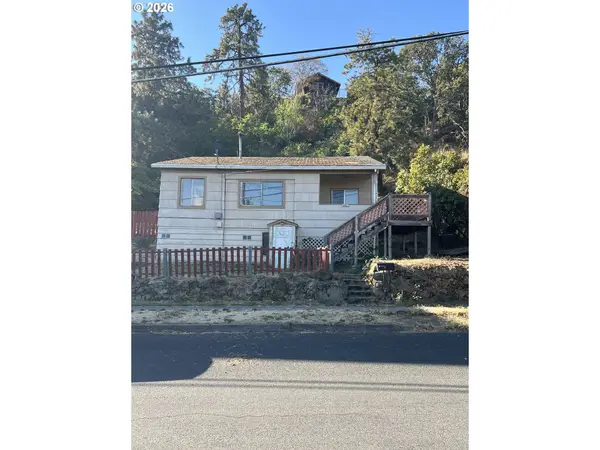 410 E 14th St, TheDalles, OR 97058