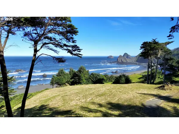 35416 Hwy 101, GoldBeach, OR 97444