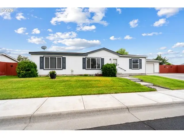 1028 SW Joshua Dr, Hermiston, OR 97838 - #1