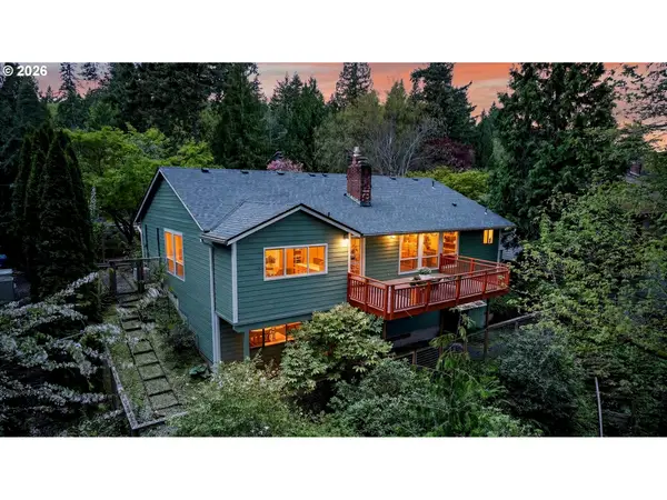 10430 SW 14th Dr, Portland, OR 97219