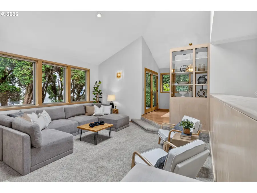 2736 Harlow Rd, Eugene, OR 97401 - #3