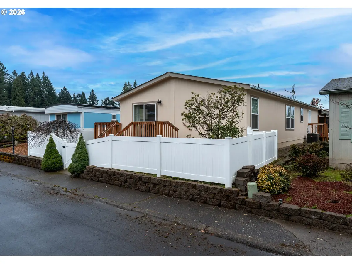 11520 SW Royal Villa Dr, Tigard, OR 97224 - #1