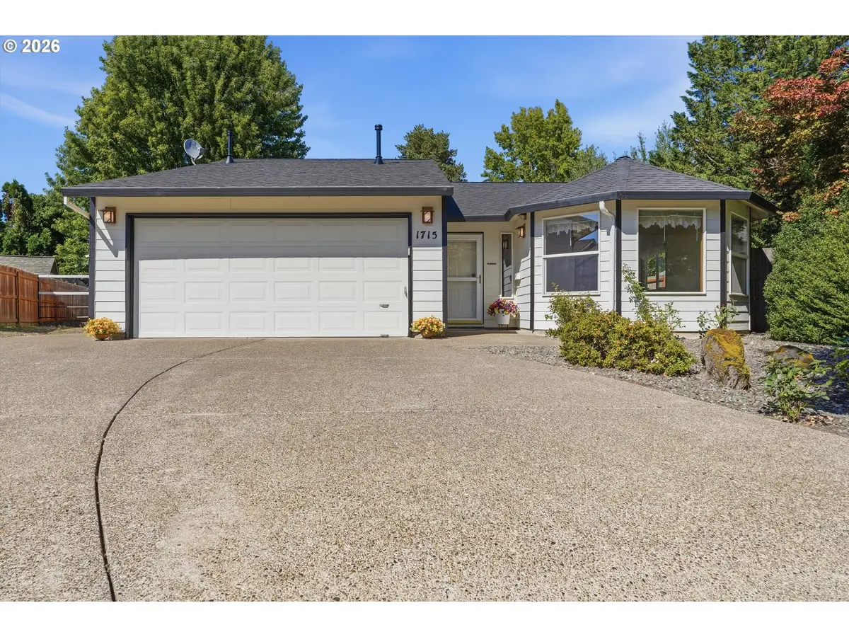 1715 SW Songbird St, McMinnville, OR 97128 - #1