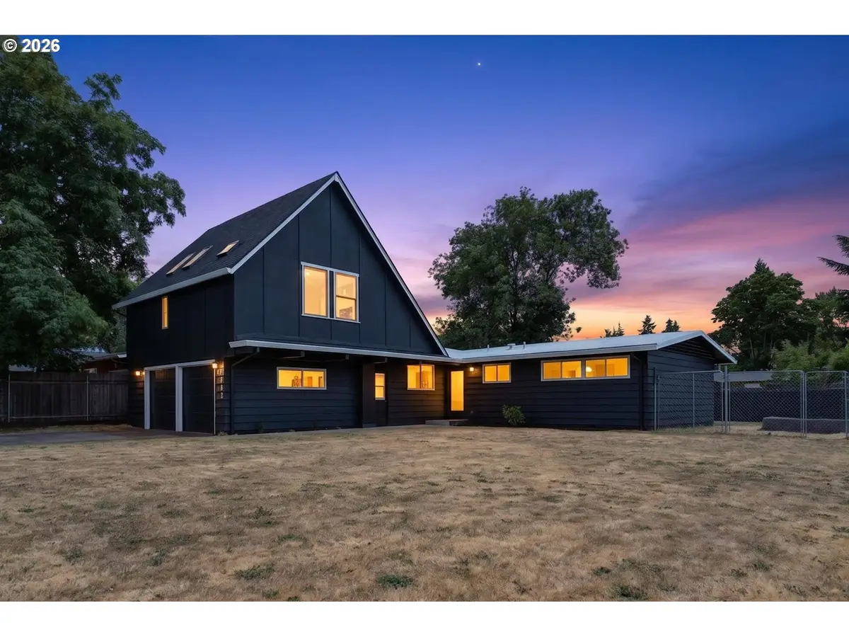 1696 Larkspur Loop, Eugene, OR 97401 - #1