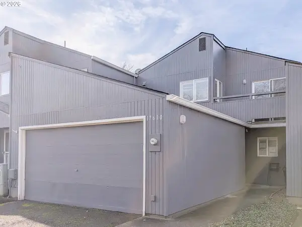 17610 NW Rolling Hill Ln, Beaverton, OR 97006